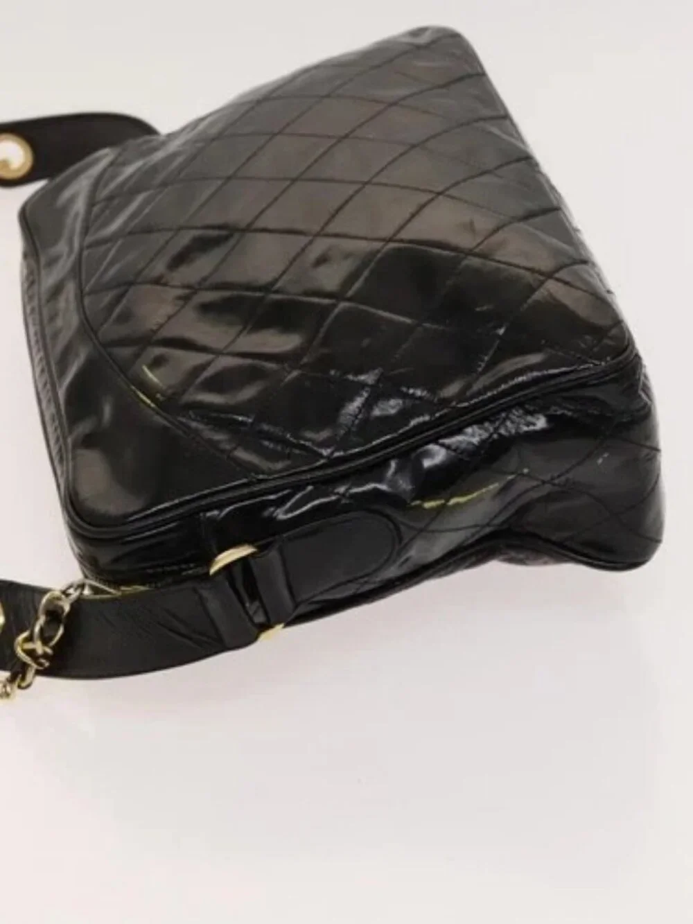 CHANEL Matelasse Chain Shoulder Bag Enamel Black Gold CC Auth bs25491